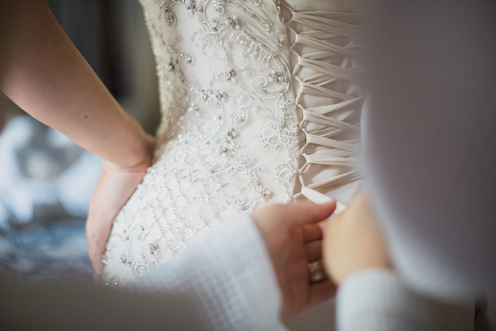 lacing wedding dress bibury