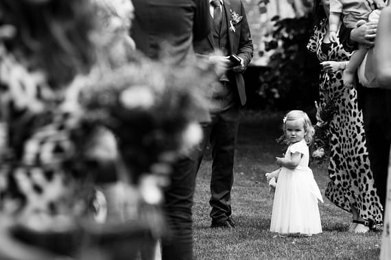 cotswold wedding photography little girl