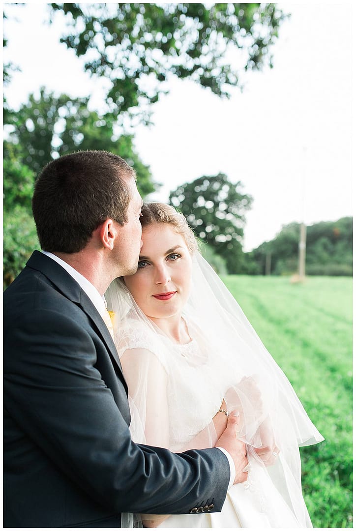 red lips gloucestershire wedding photography
